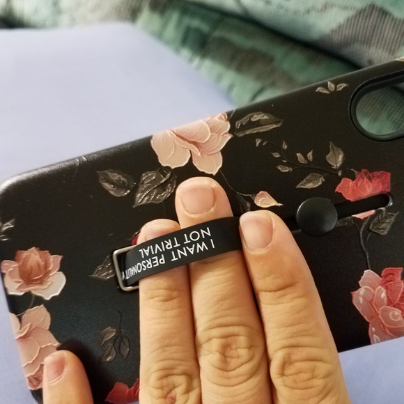 iPhone x floral case with lanyard - Picture 5 of 6